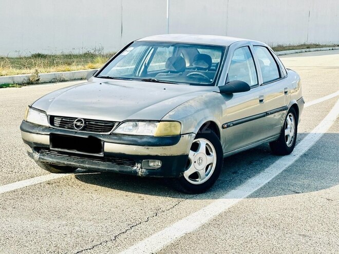 Opel Vectra 1996, 268,000 km - 1.6 л - Bakı