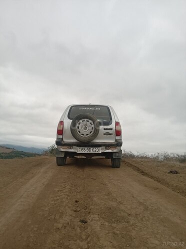 Chevrolet Niva 2004, 260,000 km - 1.7 l - Yardımlı