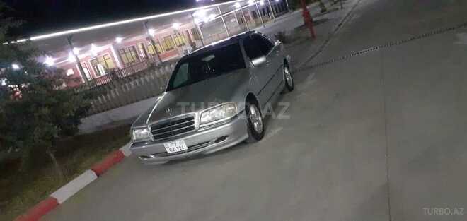 Mercedes C 200 1995, 332,000 km - 2.0 л - Hacıqabul