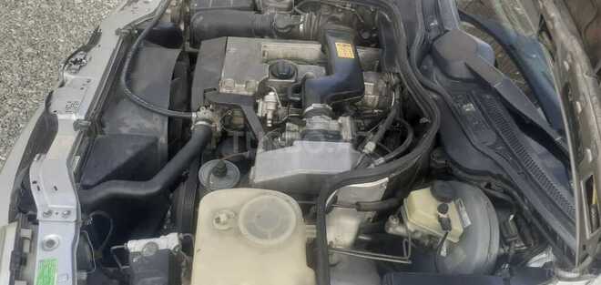 Mercedes C 200 1995, 332,000 km - 2.0 л - Hacıqabul