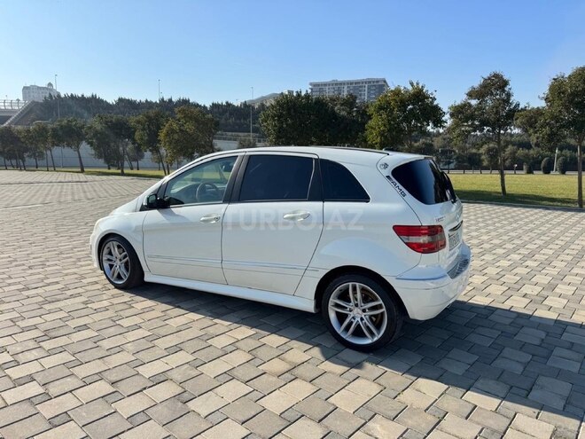 Mercedes B 200 2010, 155,000 km - 2.0 л - Bakı