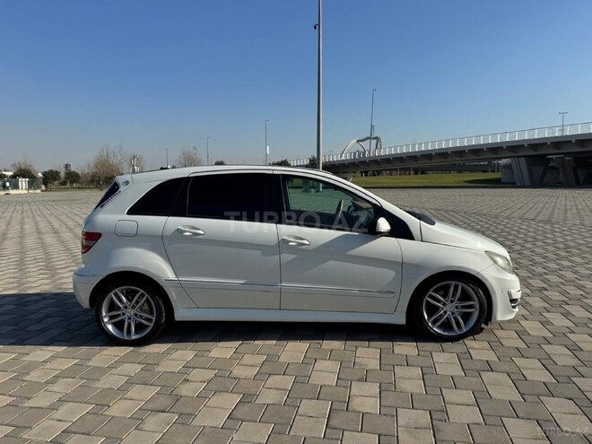 Mercedes B 200 2010, 155,000 km - 2.0 л - Bakı