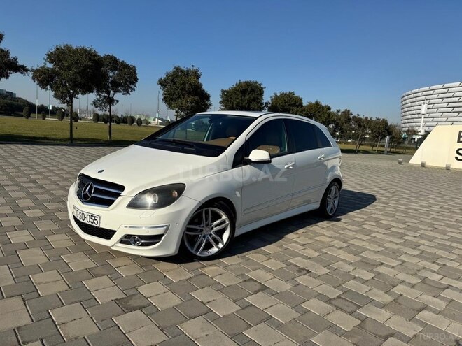 Mercedes B 200 2010, 155,000 km - 2.0 л - Bakı
