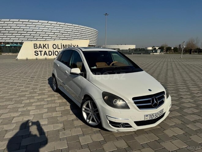 Mercedes B 200 2010, 155,000 km - 2.0 л - Bakı