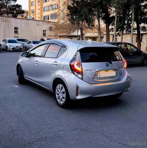 Toyota Aqua 2019, 73,000 km - 1.5 l - Bakı
