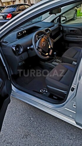 Toyota Aqua 2019, 73,000 km - 1.5 l - Bakı