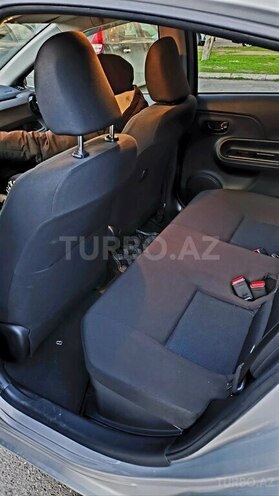Toyota Aqua 2019, 73,000 km - 1.5 l - Bakı