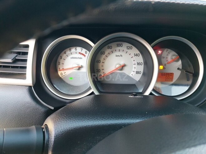 Nissan Tiida 2011, 666,000 km - 1.5 l - Bakı
