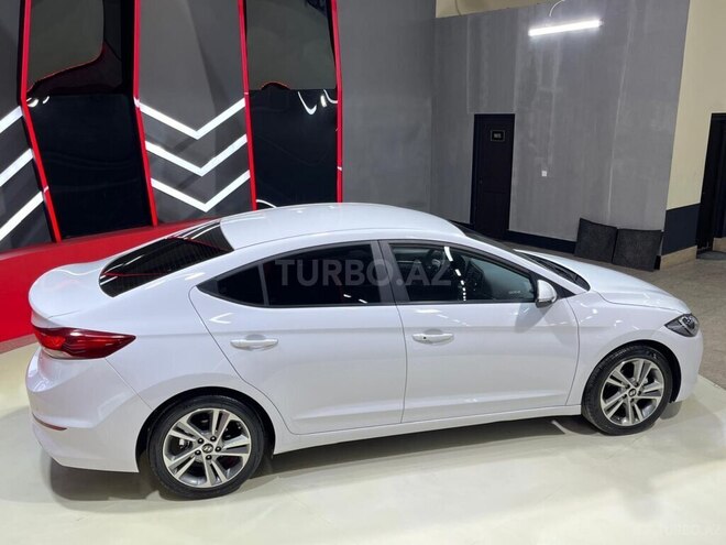 Hyundai Elantra 2018, 111,111 km - 1.6 l - Sumqayıt