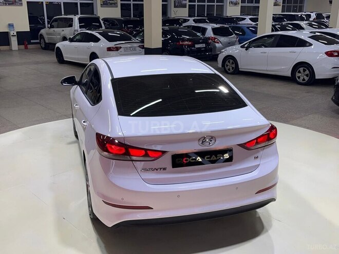 Hyundai Elantra 2018, 111,111 km - 1.6 l - Sumqayıt