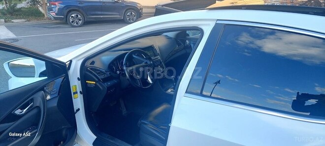 Hyundai Grandeur 2015, 220,774 km - 2.2 l - Bakı