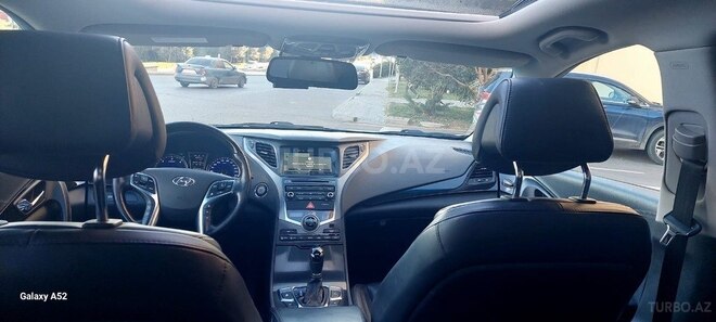 Hyundai Grandeur 2015, 220,774 km - 2.2 l - Bakı