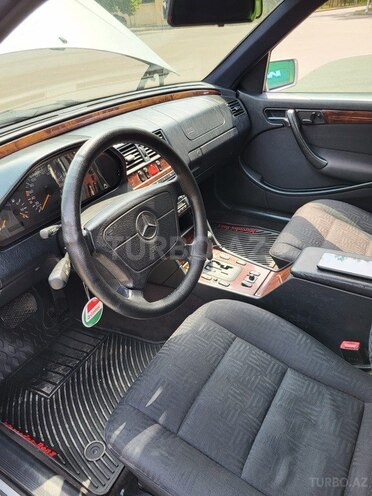 Mercedes C 240 1998, 205,000 km - 2.4 l - Mingəçevir