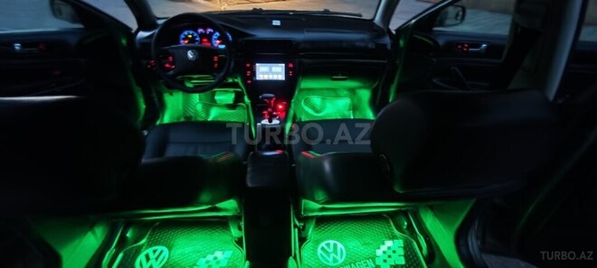 Volkswagen Passat 2003, 298,000 km - 1.8 l - Bakı