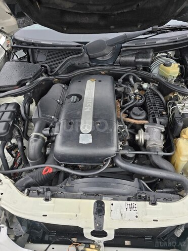 Mercedes E 270 1999, 437,000 km - 2.7 l - Bakı