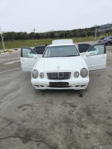 Mercedes E 270 1999, 437,000 km - 2.7 l - Bakı