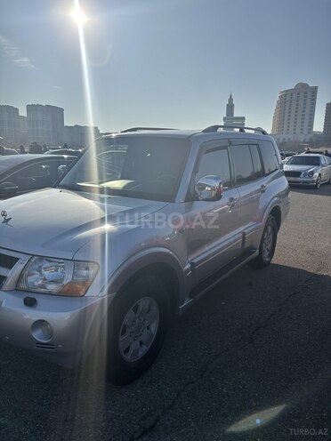 Mitsubishi Pajero 2006, 320,000 km - 3.0 l - Bakı