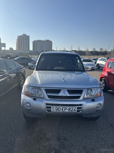 Mitsubishi Pajero 2006, 320,000 km - 3.0 l - Bakı