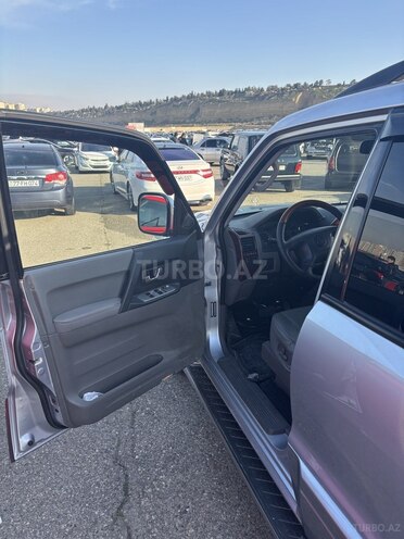 Mitsubishi Pajero 2006, 320,000 km - 3.0 l - Bakı