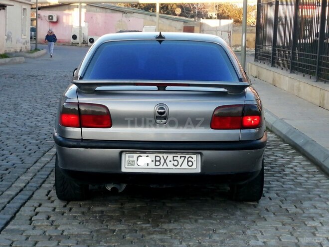 Opel Omega 1995, 395,000 km - 2.0 л - Bakı