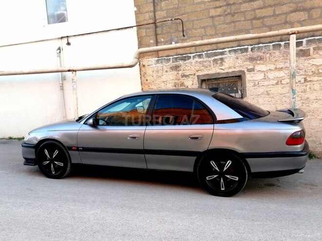 Opel Omega 1995, 395,000 km - 2.0 л - Bakı