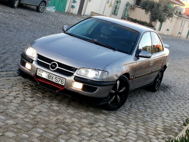 Opel Omega 1995, 395,000 km - 2.0 л - Bakı