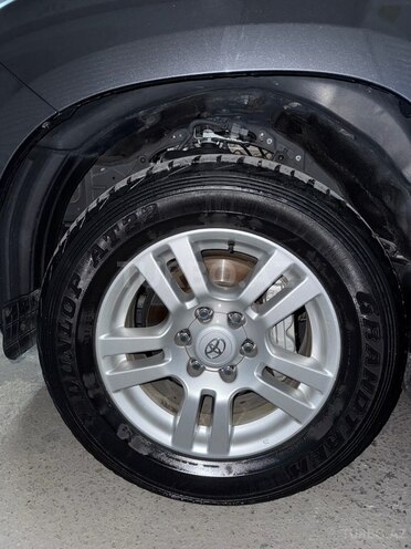 Toyota Land Cruiser Prado 2011, 100,000 km - 4.0 l - Bakı