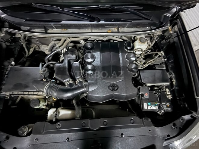 Toyota Land Cruiser Prado 2011, 100,000 km - 4.0 l - Bakı