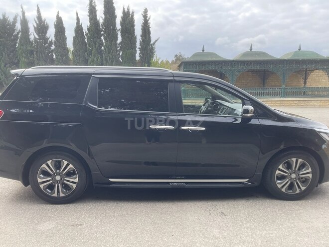 Kia Carnival 2019, 43,000 km - 2.2 л - Bakı