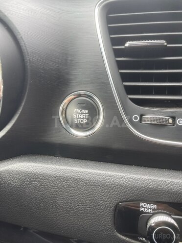 Kia Carnival 2019, 43,000 km - 2.2 л - Bakı