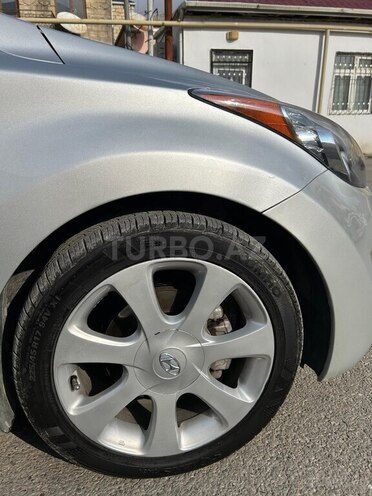 Hyundai Elantra 2013, 260,000 km - 1.8 л - Bakı
