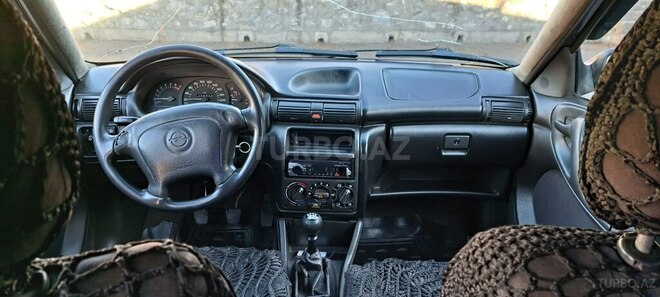 Opel Astra 1995, 438,338 km - 1.6 l - Şəki