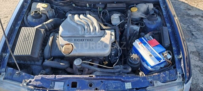 Opel Astra 1995, 438,338 km - 1.6 l - Şəki