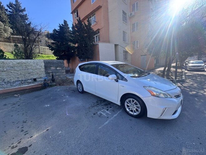 Toyota Prius V 2013, 257,495 km - 1.8 l - Bakı