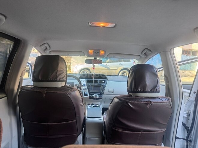 Toyota Prius V 2013, 257,495 km - 1.8 l - Bakı