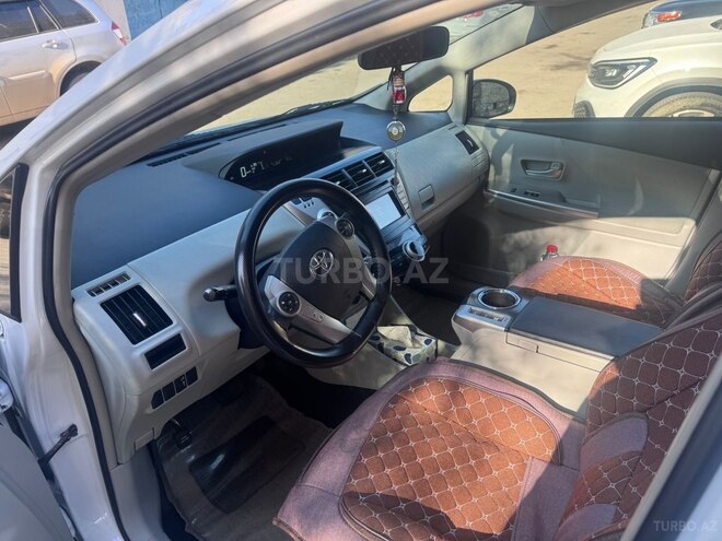 Toyota Prius V 2013, 257,495 km - 1.8 l - Bakı