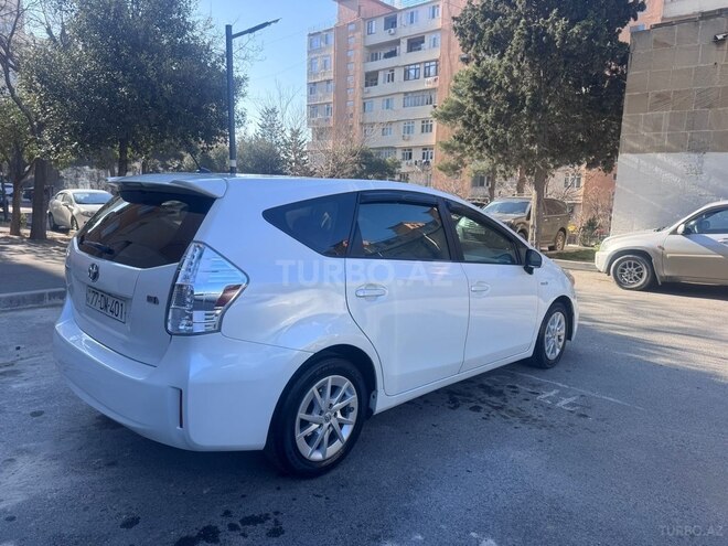Toyota Prius V 2013, 257,495 km - 1.8 l - Bakı