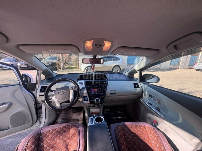 Toyota Prius V 2013, 257,495 km - 1.8 l - Bakı
