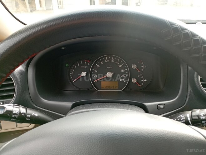 Kia Carens 2008, 257,000 km - 2.0 l - Bakı