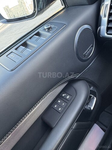 Land Rover Discovery 2019, 135,668 km - 3.0 l - Bakı