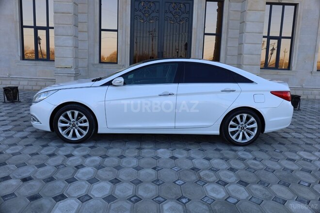 Hyundai Sonata 2010, 236,507 km - 2.4 l - Saatlı