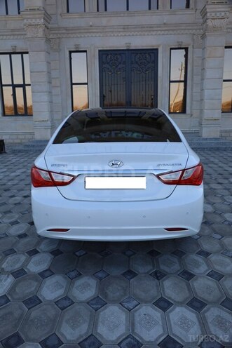 Hyundai Sonata 2010, 236,507 km - 2.4 l - Saatlı