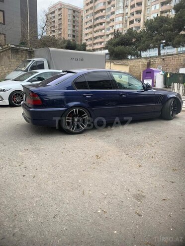 BMW 320 2002, 196,000 km - 2.0 l - Bakı