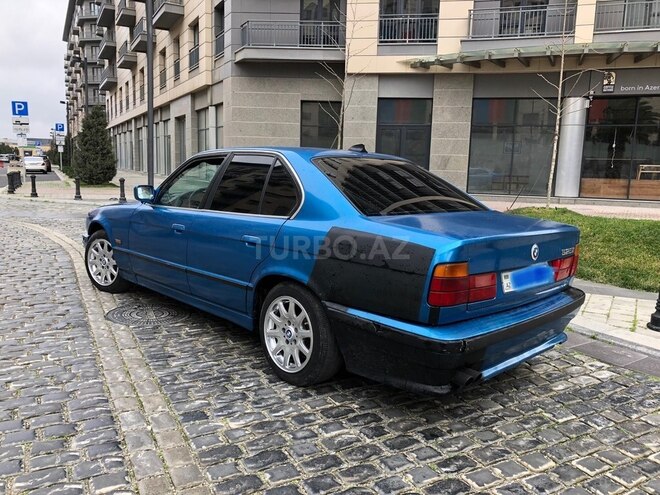 BMW 525 1990, 261,000 km - 2.5 l - Bakı