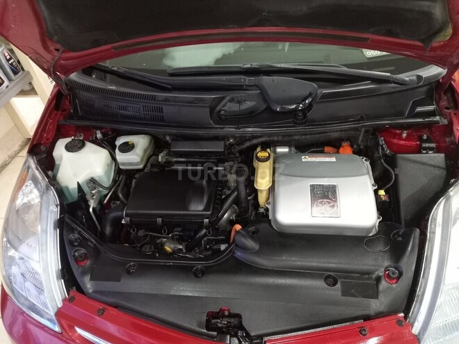 Toyota Prius-10