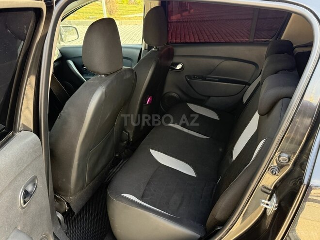 Renault Sandero Stepway 2014, 365,000 km - 1.6 l - Bərdə
