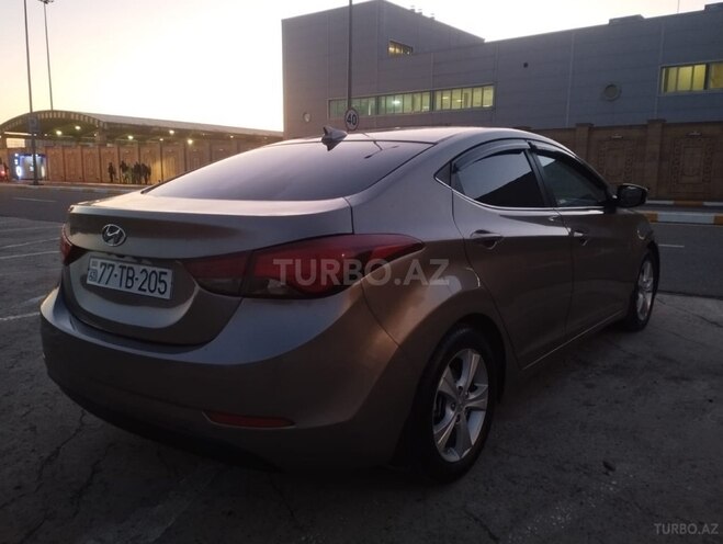 Hyundai Elantra 2015, 558,536 km - 1.8 l - Bakı