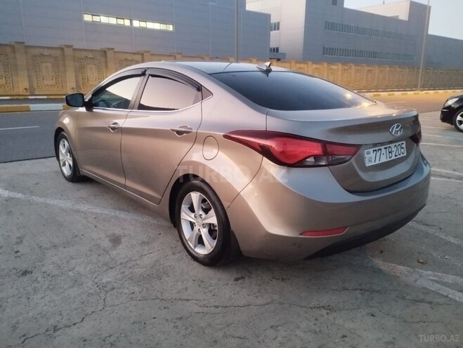 Hyundai Elantra 2015, 558,536 km - 1.8 l - Bakı