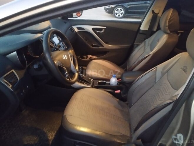 Hyundai Elantra 2015, 558,536 km - 1.8 l - Bakı