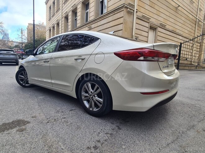 Hyundai Elantra 2016, 66,000 km - 2.0 l - Bakı